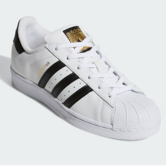 Adidas Superstar Sneakers
